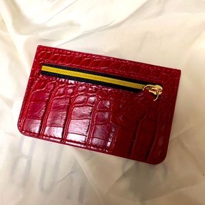 B Low the belt card holder